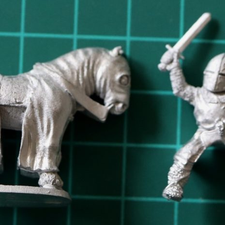 Denizen Miniatures 25mm Mounted Paladin with Sword