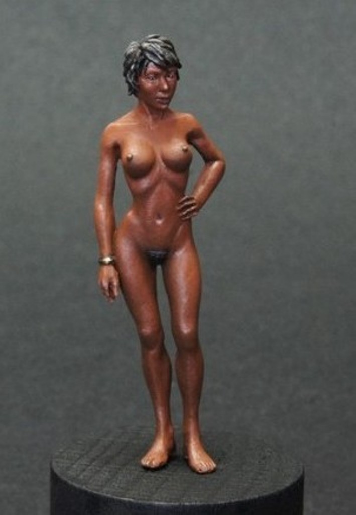 Golem Miniatures Nude Lucy