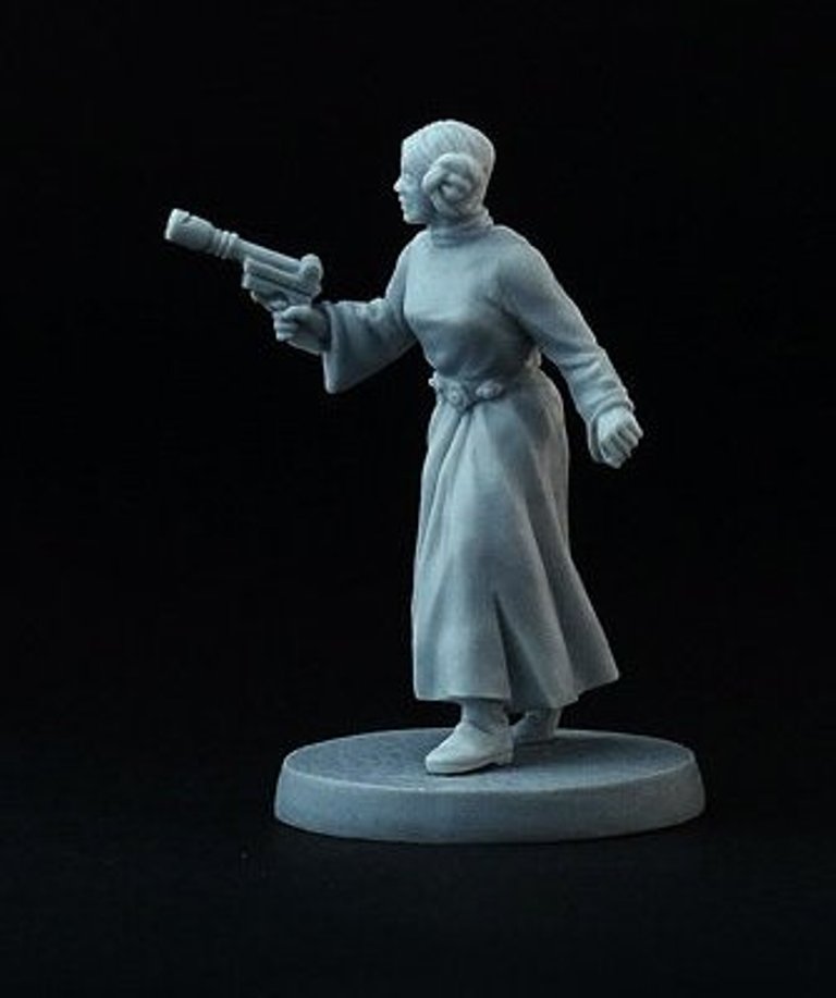 Brother Vinni Miniatures 35mm Princess with Pistol (Star Wars)