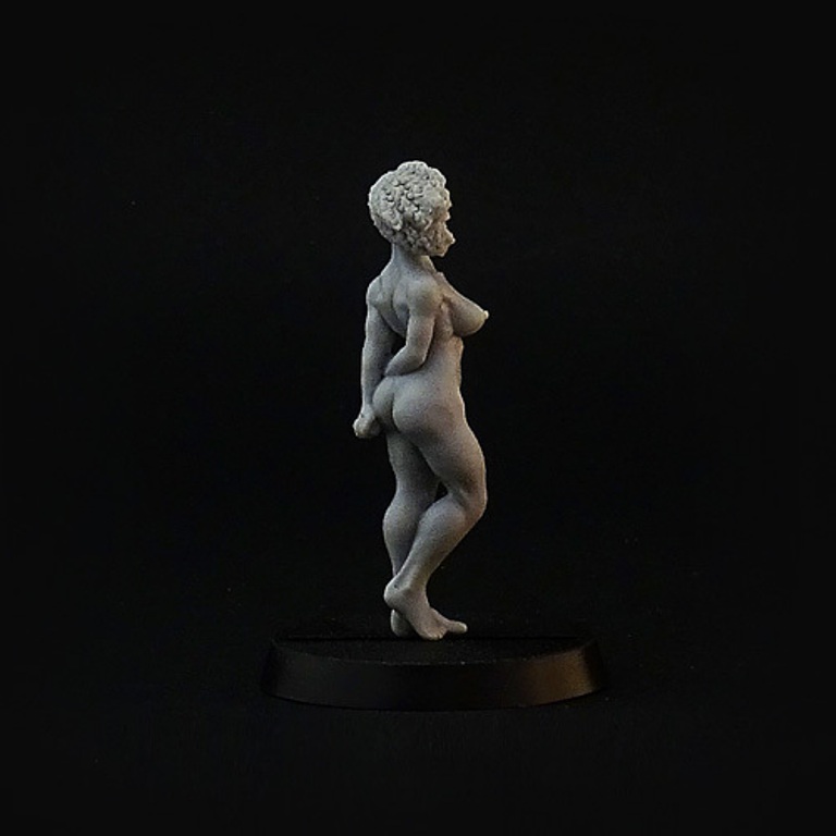 Brother Vinni Miniatures 28mm Naked Romantic Girl with Curly Hair