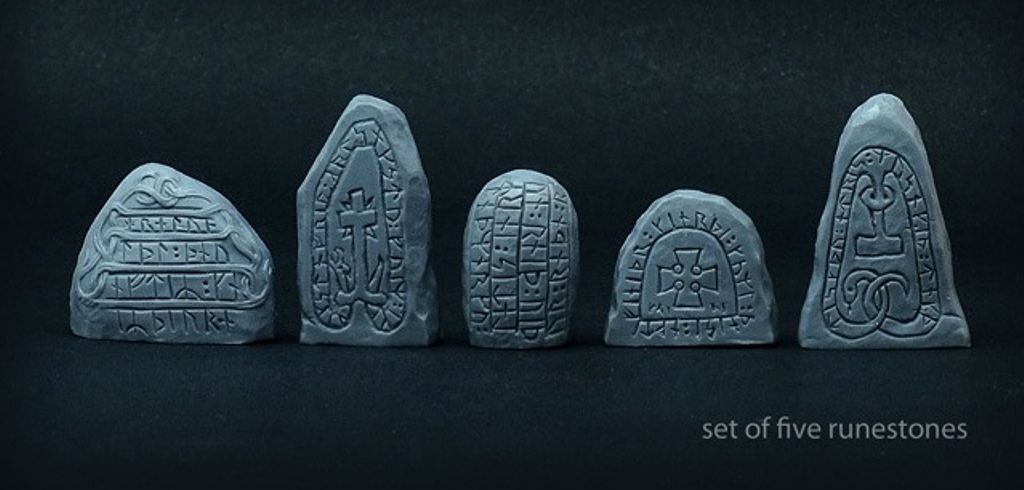 Brother Vinni Miniatures 28mm Set of 5 Different Rune Stones