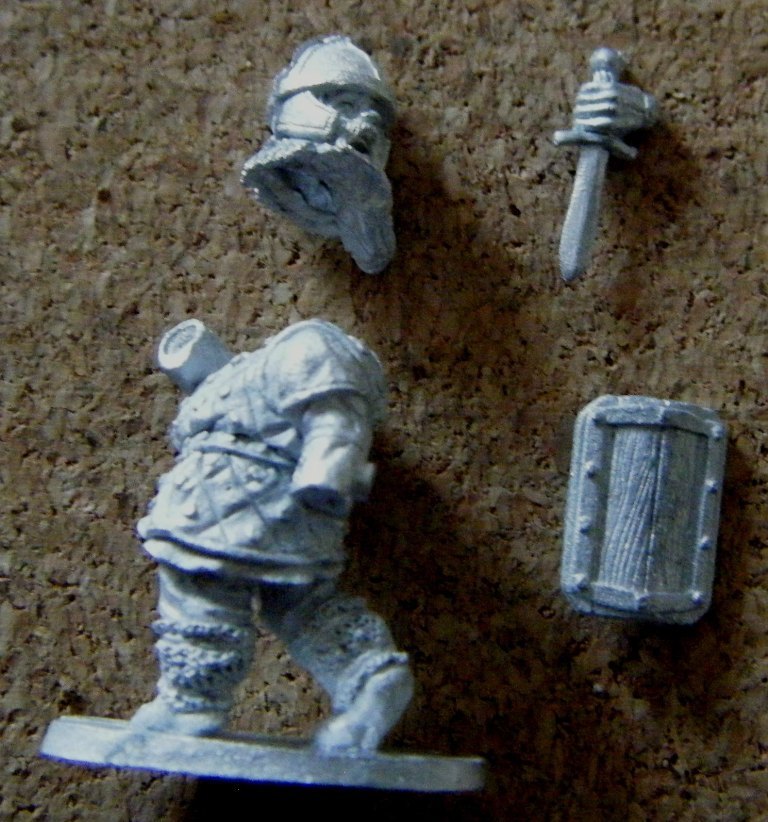 Denizen Miniatures Dwarf Wearing Leather Armour With Sword