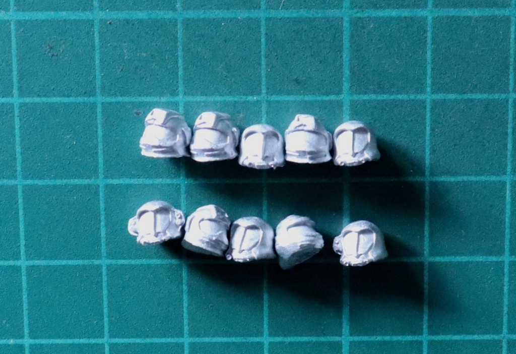 Denizen Miniatures 25mm Science Fiction Assorted Helmets (10)