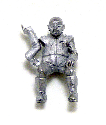Denizen Miniatures 25mm Merchant Star Ship Captain Seated (Seat not included)