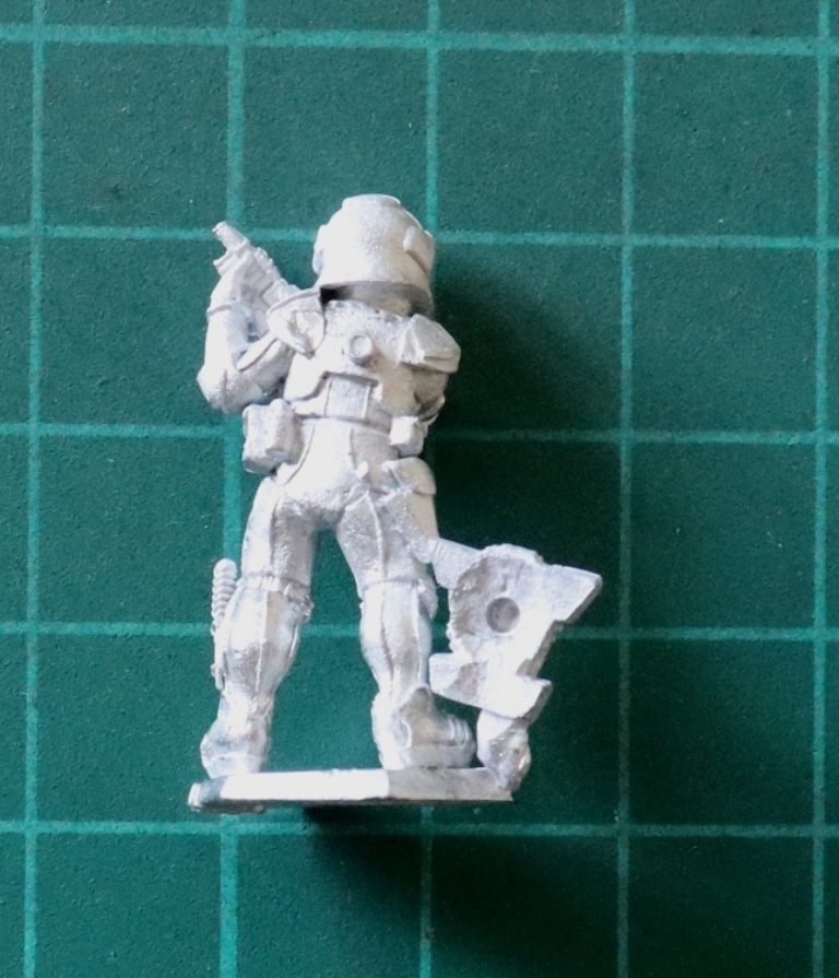 Denizen Miniatures 25mm Federation Space Trooper Holding Advanced Combat Rifle Across his Chest