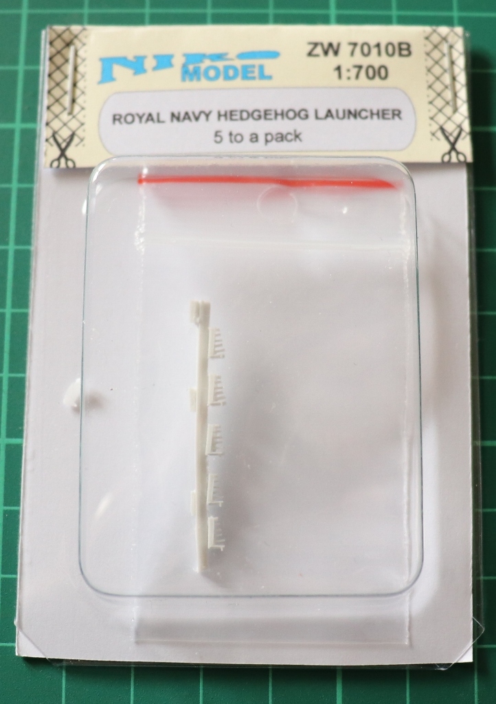 Niko Model 1:700 Royal Navy Hedgehog Launcher (5 to a Pack)